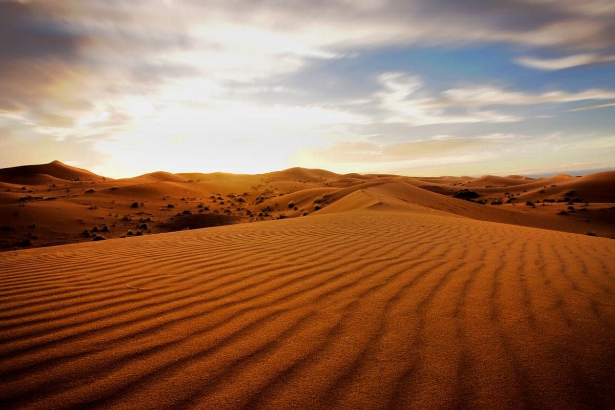 Merzouga — porte du Sahara